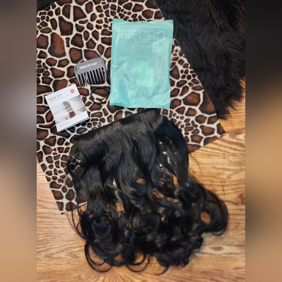 20" 1-Pack 3/4 Full Head Wavy Clip in Synthetic Hair Extensions - Picture 8 of 14